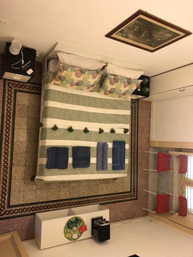 パレルモ B＆B ジュリオ チェーザレ 24 Bed & Breakfast エクステリア 写真